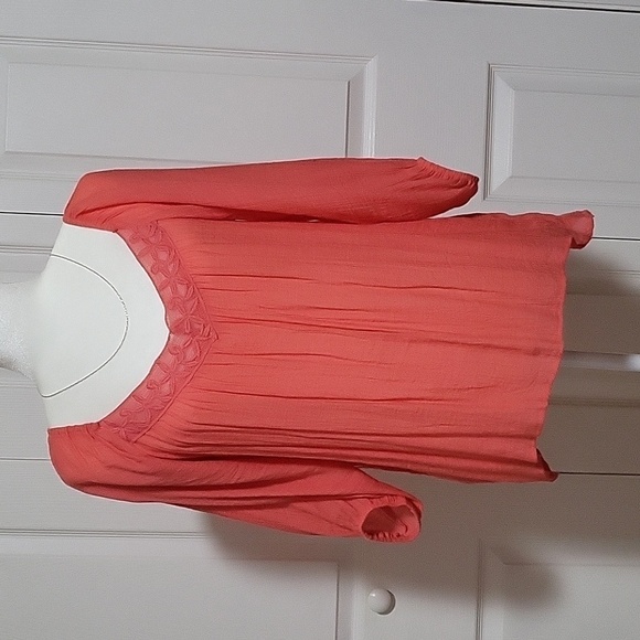 bobeau Tops - Bobeau Coral Embroidered Neckline Boho Gauzy Top - Size S